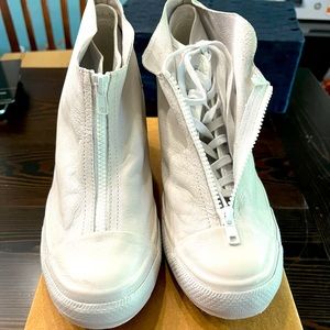 Converse Chuck Taylor Lux Shroud Size 11